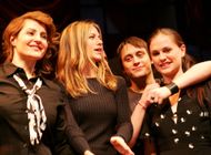 Actors Nia Vardalos, Jennifer Aniston, Kieran Culkin and Anna Paquin take a curtain call onstage at the 6th Annual "24 Hour Plays" on Broadway. (Image via Getty)
